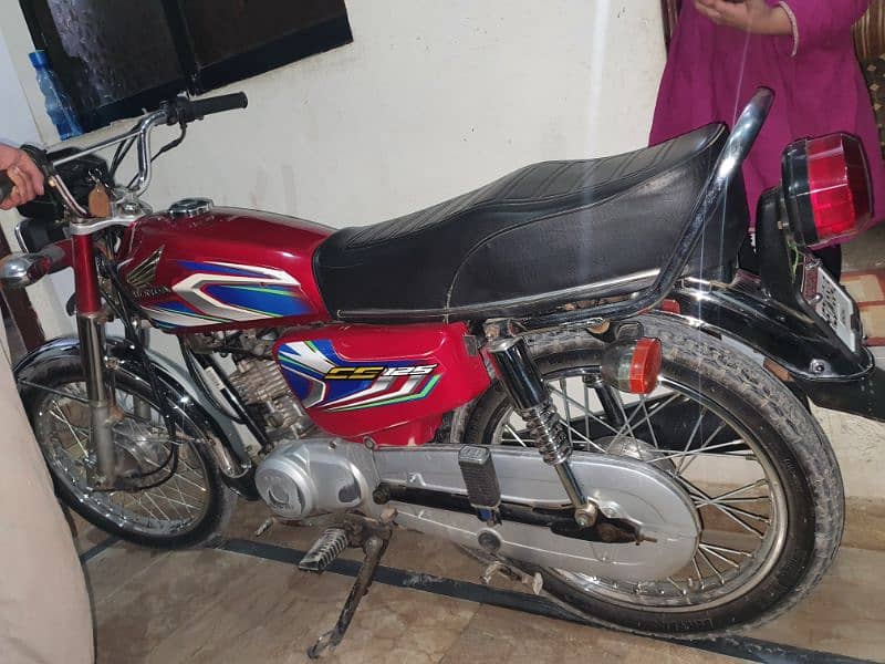 Honda 125 1st owner brand new condition 0