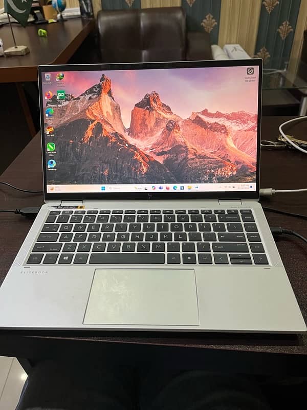 HP ELITEBOOK i7 10th generation x360 1040 G7 Notebook laptop 16/512 0