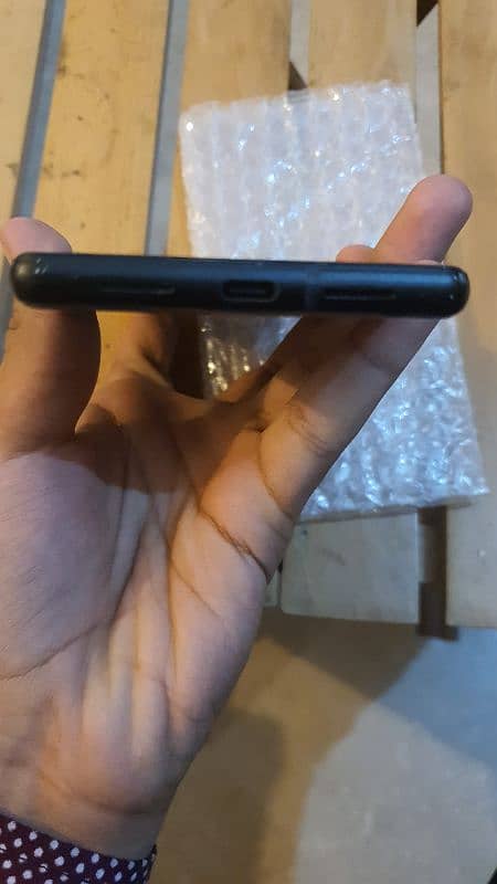 Google pixel 6 10/10 8/128gb 4 months sim working non active 2