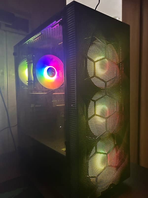 Custom Build Gaming PC 0