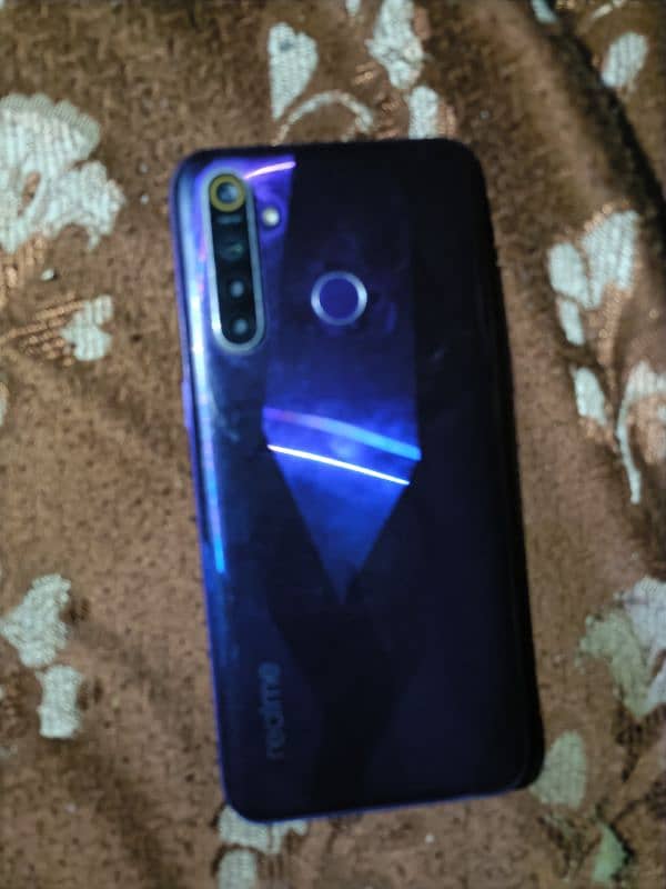 Realme 5 pro 4/128GB 2