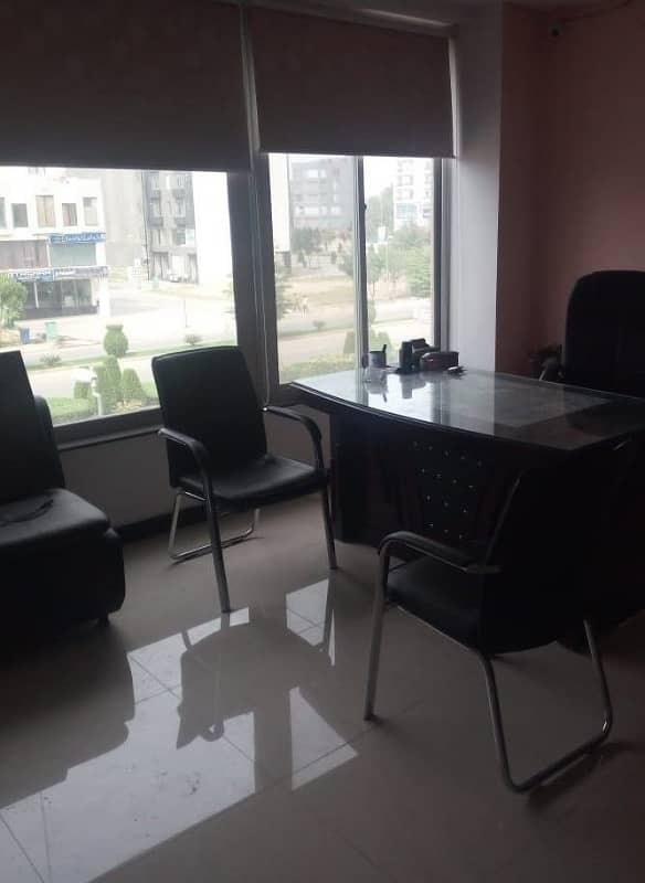 5 Marla First Floor Available For rent Main Boulevard 5