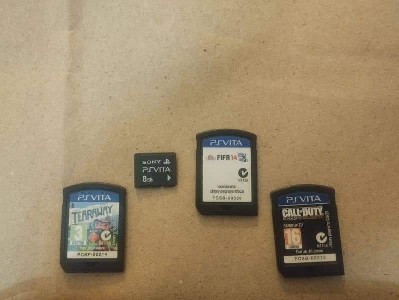 Sony PS VITA with 3 Games 2