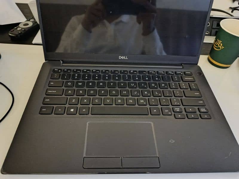 DELL i7 8th generation 1