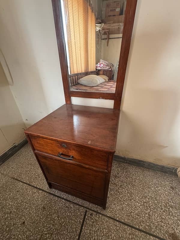 wooden dressing table 6