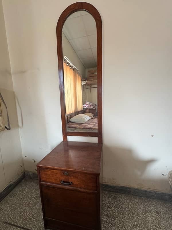 wooden dressing table 7