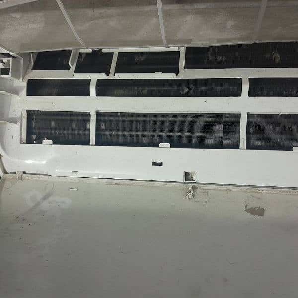 Samsung 1.5 ton Dc inverter 3