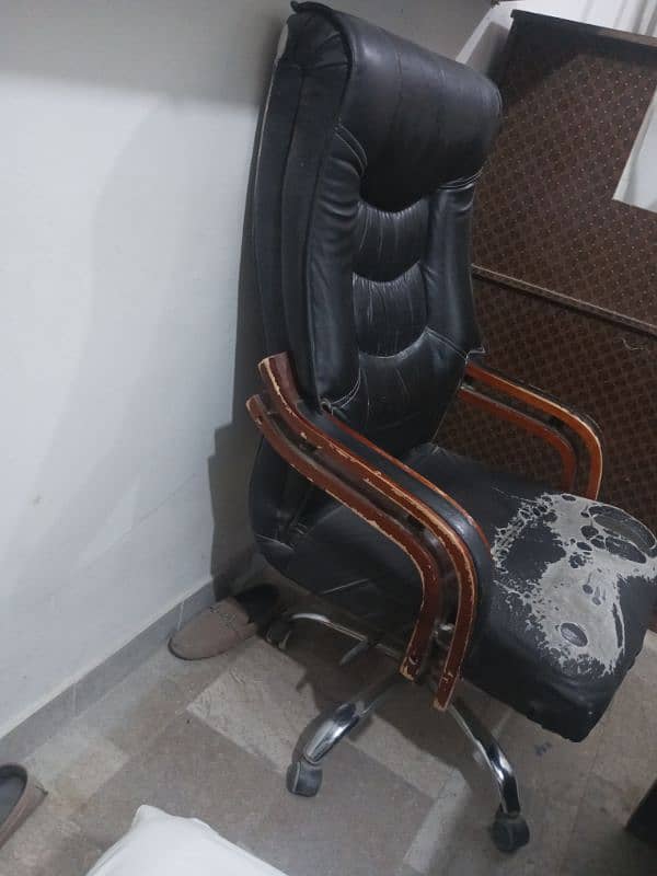 office chair 3