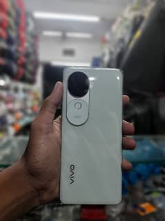 vivo v40