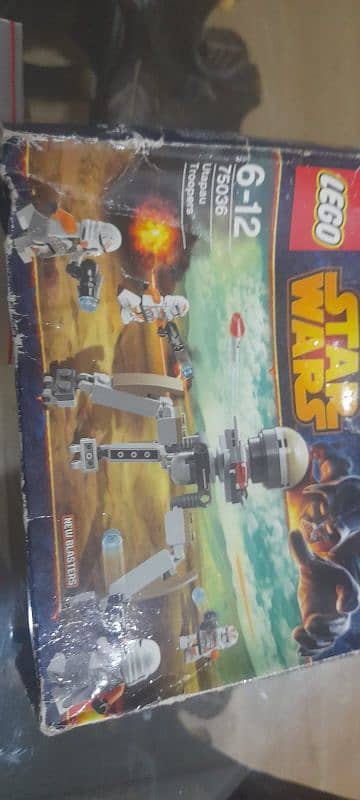 Lego books, starwars and random peices lot! 19