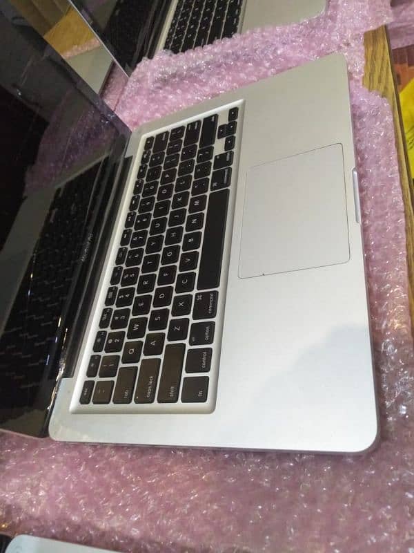 Macbook pro mid 2012 7