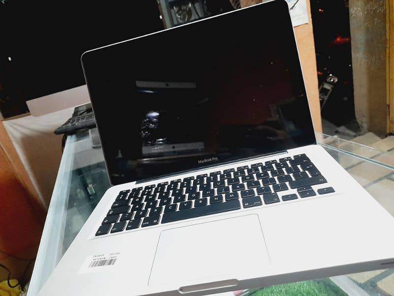 Macbook pro mid 2012 14