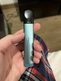 RELX POD NEW VAPE, WITH FLAVOUR POD INSTALLED, AMAZING HIT