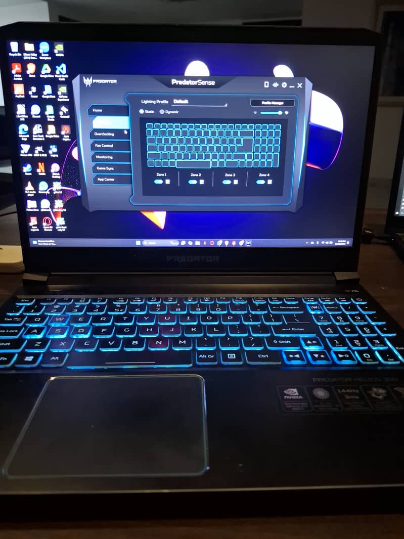 Acer Predator Helios 300 0