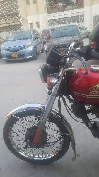 Honda cg 125 special edition red Karachi registration 8