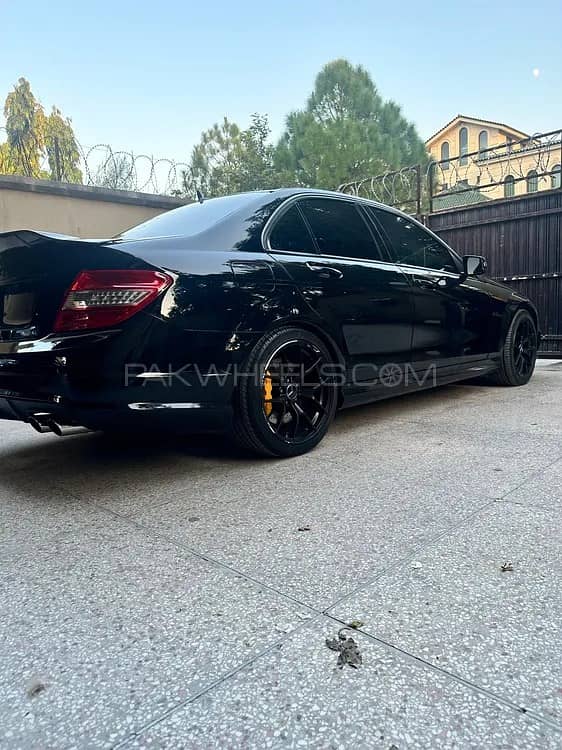 Mercedes Benz C Class C63 AMG 2008 9