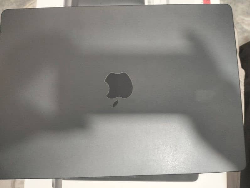 MacBook Pro 14 only Book Open 1