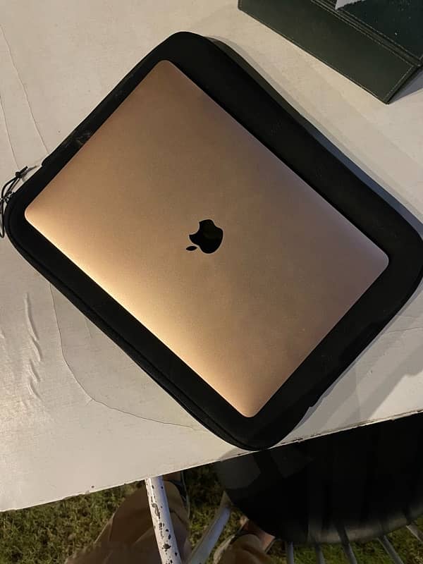 Macbook Air 2020 (M1 Chip) 1