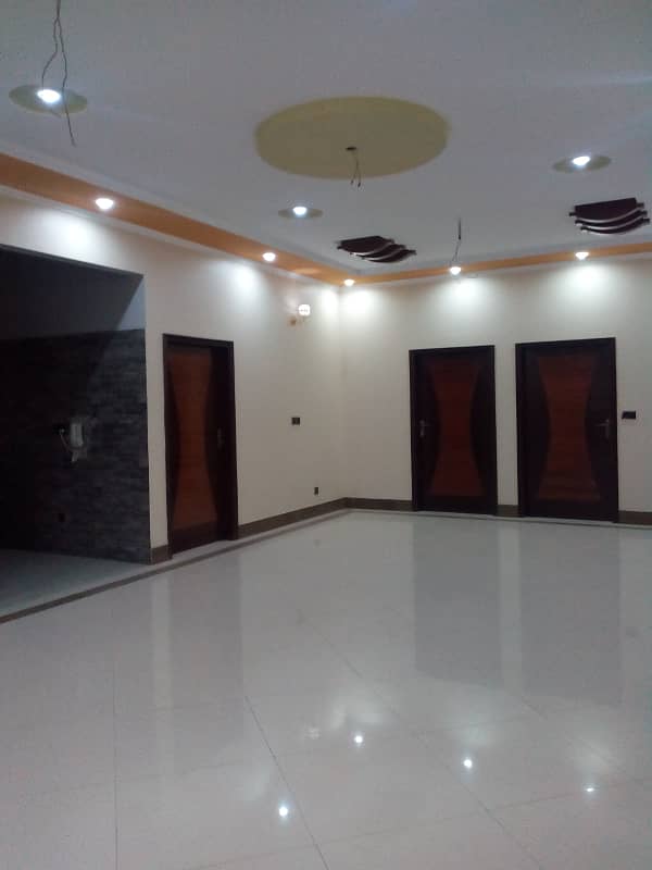 Corner 300 Sq Yards Ground Portion For Sale In Amir Khusro Road 4