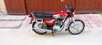 Honda CG 125 (Islamabad registered)