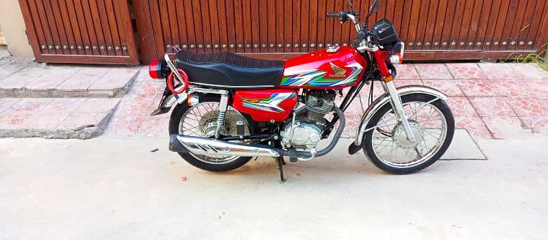 Honda CG 125 (Islamabad registered) 2