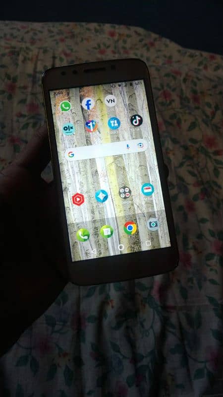 Moto E4 good condition official PTA approve 6