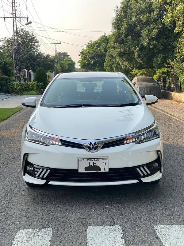 Toyota Corolla GLI 2019 auto 0