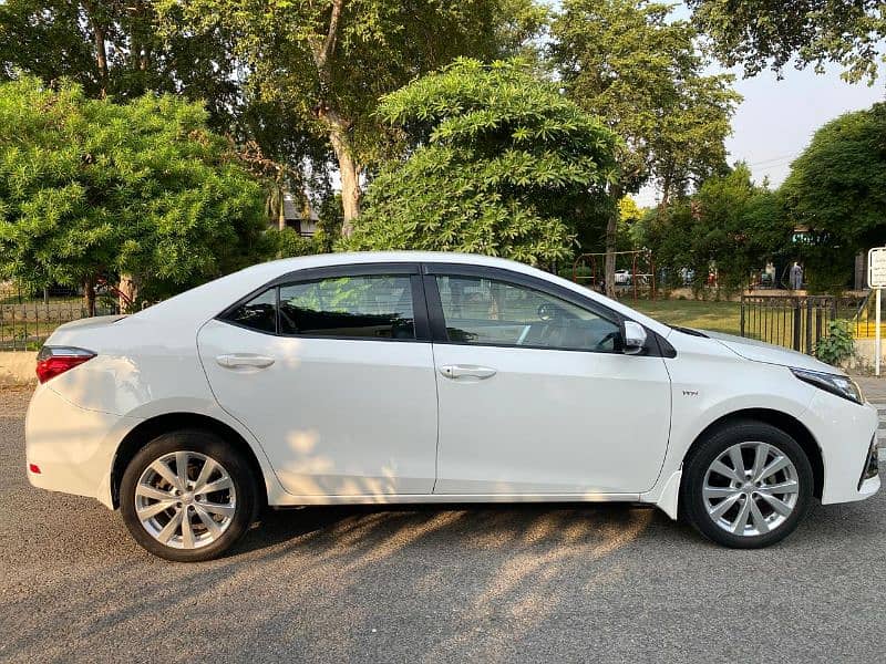 Toyota Corolla GLI 2019 auto 7