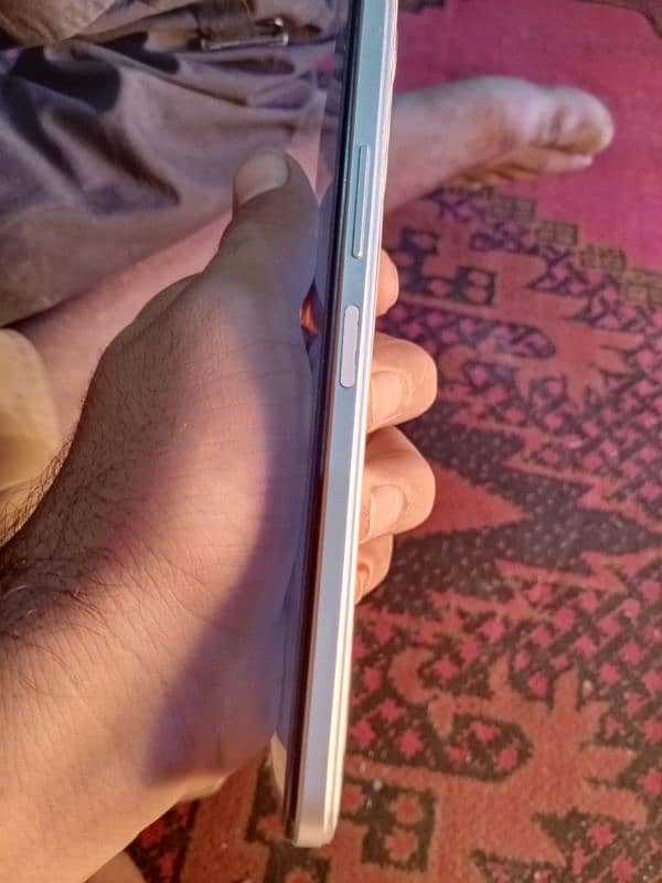 infinix note 11 6/128 box hai charger nai ha 10/9 condition i 4