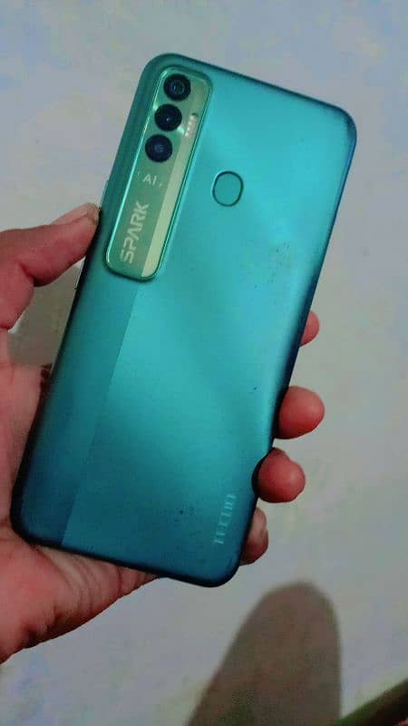 Tecno spark 7 pro 0