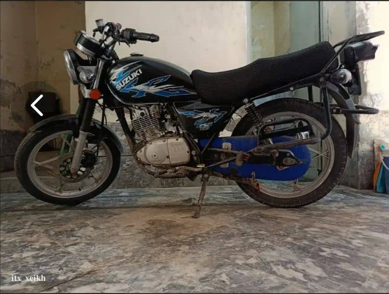 Suzuki Gs150 4