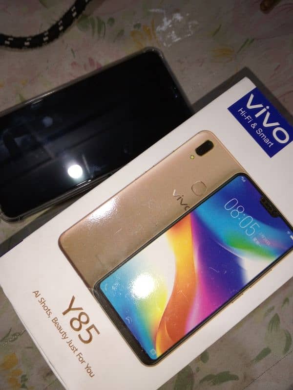 vivo y85 10/10 condition box charger ok 0