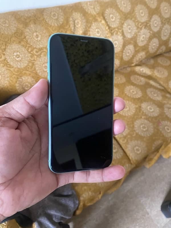 iphone 11 Duel PTA 128Gb 10/9.5 77 health orignal 1