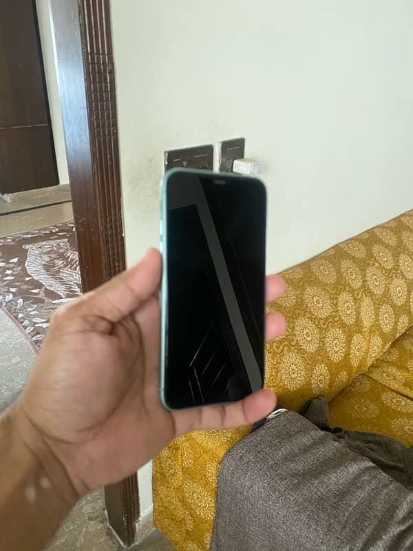 iphone 11 Duel PTA 128Gb 10/9.5 77 health orignal 2