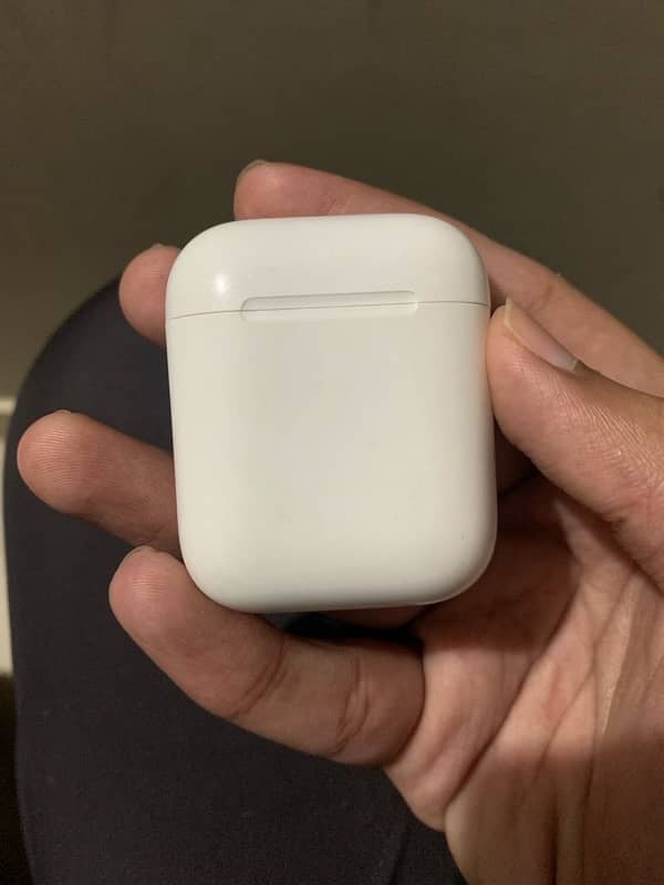 Apple Airpods 2nd generation 1