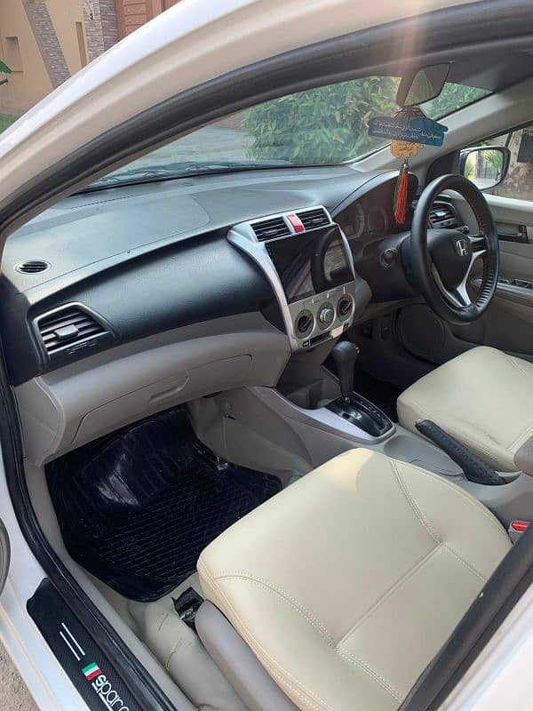 Honda City IVTEC 2019 13