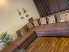 7 Seater L Shaped Sofa Set.