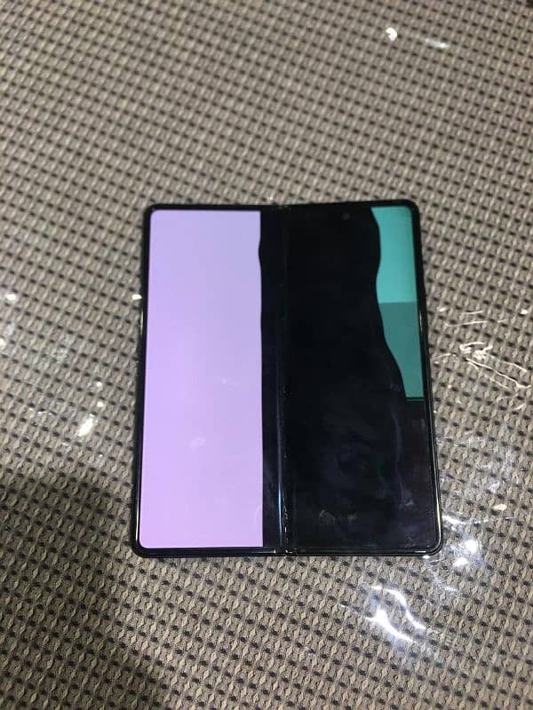 Samsung Z Fold 3 12/256gb 11