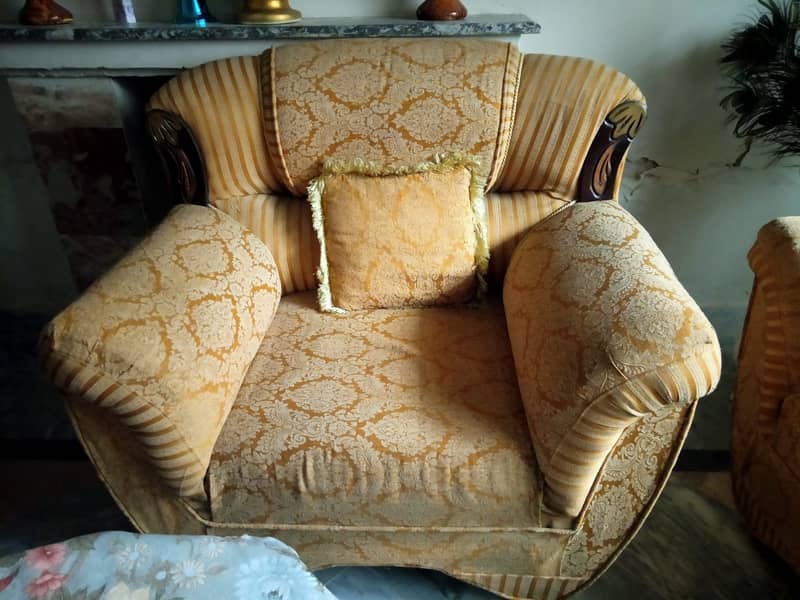 Five seater sofa set 0