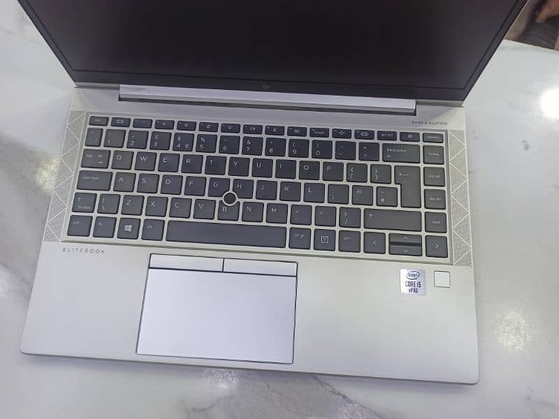 HP elitebook 840 G7 3