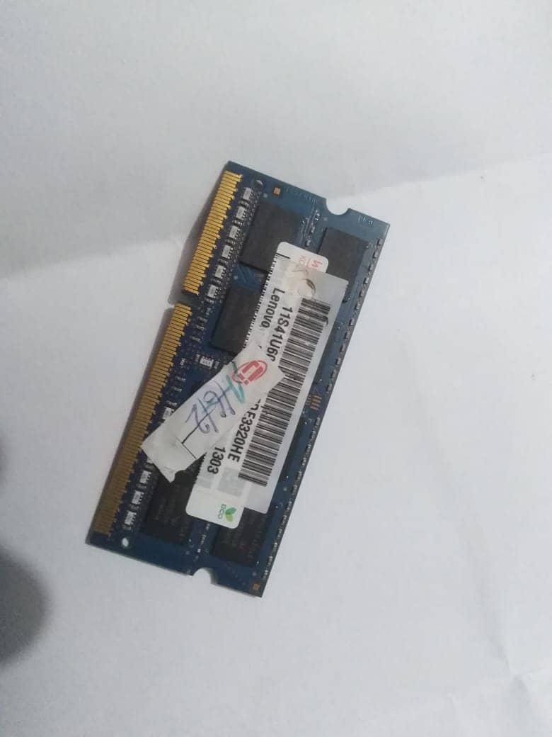 4GB DDR3 Lenovo 100% Original RAM. . . . 0