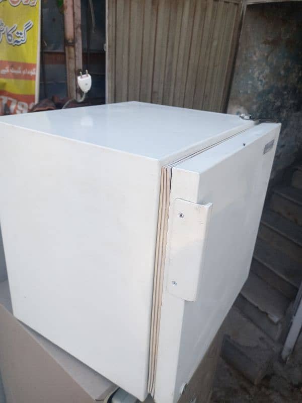 Small size fridge 6