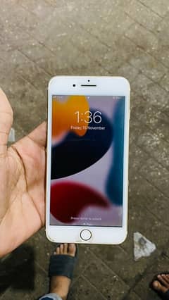 10/8 condition 7Plus 128 GB