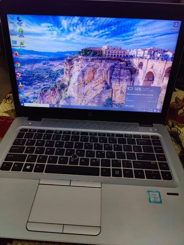 HP Elite Book 840 G4 corei5 7th Gen 3