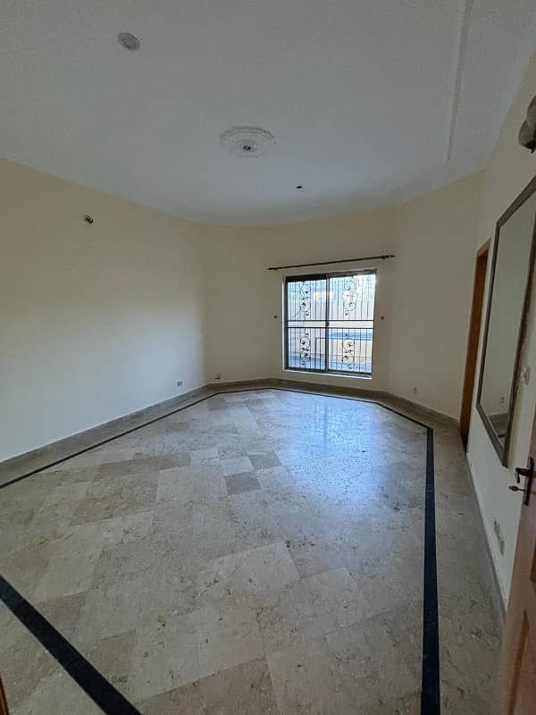 10 MARLA HOT LOCATION FULL HOUSE AVAILABLE FOR RENT IN WAPDA TOWN 45