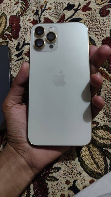 12 Pro max 256 Gb 10 by 10 condition 1