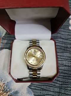 Luxury Gold-Plated Watch in Excellent Condition