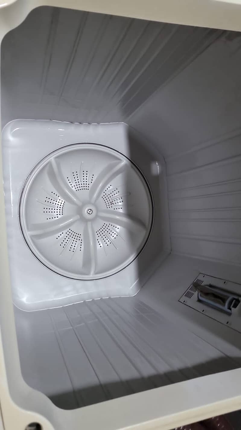 washing machine and dryer 0