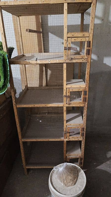 5 portion wooden cage 6