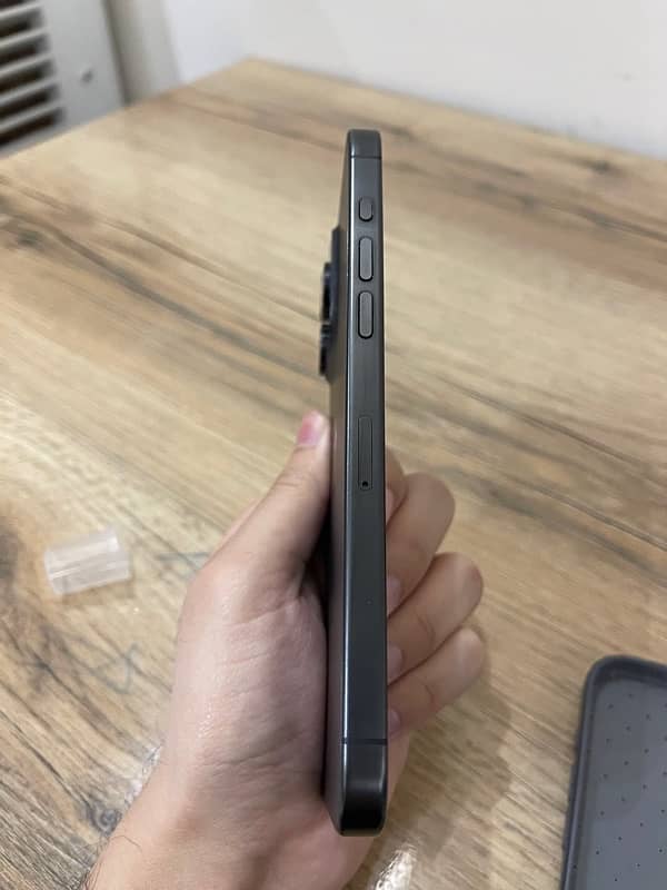 Iphone 15 pro max PTA APPROVED 1